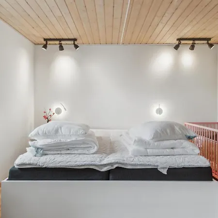 In With Wifi And 4 Bedrooms Ebeltoft