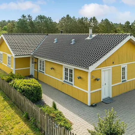 In With Wifi And 4 Bedrooms *